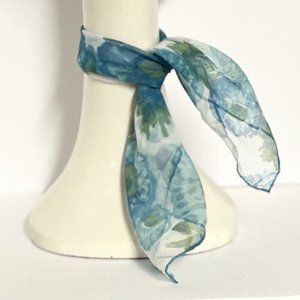 Vintage Floral Blue Neck Scarf